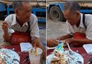Nghẹn ngào rơi nước mắt với hình ảnh cụ ông bán vé số ngồi ăn chiếc bánh sinh nhật bị bỏ thừa