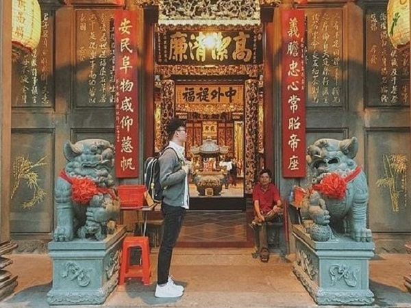 Cầu duyên tại đền, chùa – nên đi đâu?