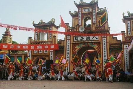 Lễ hội đặc sắc tháng 8 âm lịch