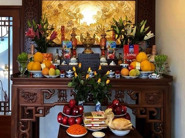 Bày bàn thờ ngày Tết hợp phong Thủy hút tài lộc