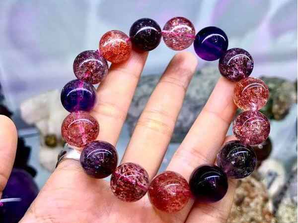 Trong phong thủy Đá super seven có ý nghĩa gì?