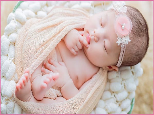 Đặt tên con gái họ phạm 3 chữ theo ý muốn của cha mẹ