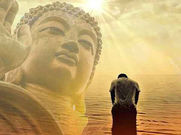 Phật giáo khuyến khích chúng ta sống trong giây phút hiện tại
