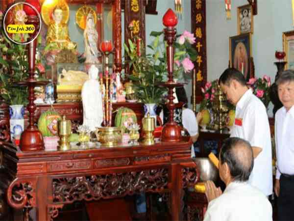 Bài văn khấn xin lộc gia tiên đầy đủ và chuẩn nhất